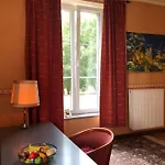 לינה וארוחת בוקר Chateau Les Tourelles