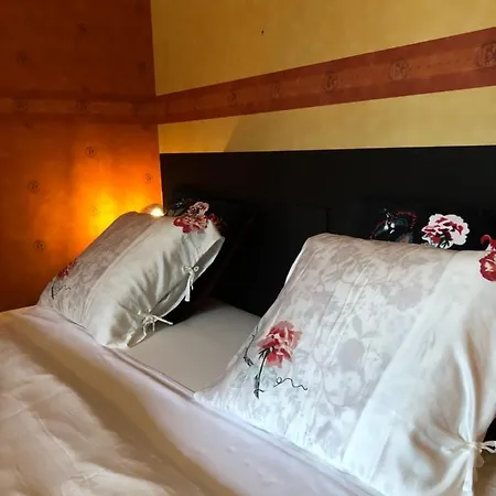 Bed and breakfast Chateau Les Tourelles Bertrix