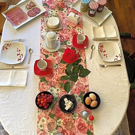 Bed & Breakfast Chateau Les Tourelles Bertrix
