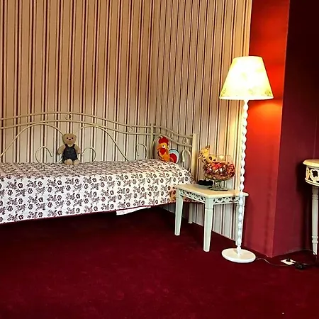 Chateau Les Tourelles Bed & Breakfast Bertrix